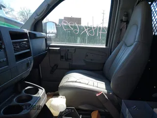 2008 Chevrolet Express Cargo Van with VIN 1GCGG25C281134247, listed as a IAAI auction lot 41876294 with 161,946 mi miles. Bid and sale history available at carsss.com. Image 5.