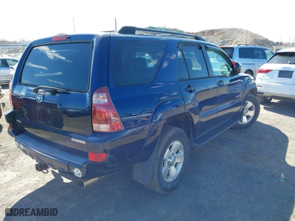 2005 Toyota 4Runner SR5 with VIN JTEBU14R958049116, listed as a IAAI auction lot 41755744 with 124,132 mi miles. Bid and sale history available at carsss.com. Image 4.