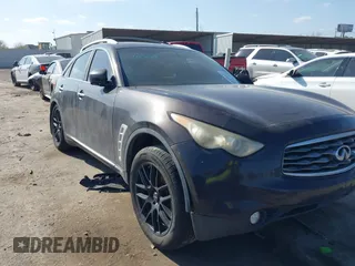 2011 Infiniti FX35 with VIN JN8AS1MW2BM140442, listed as a IAAI auction lot 41746340 with 207,569 mi miles. Bid and sale history available at carsss.com. Image 1.