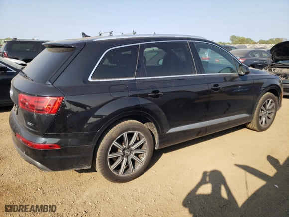 2017 Audi Q7 Prestige with VIN WA1VAAF78HD011386, listed as a Copart auction lot 69270634 with 123,762 mi miles and Salvage Title. Bid and sale history available at carsss.com. Image 3.