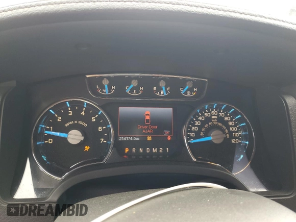 2014 Ford F-150 XL с VIN 1FTFW1EF3EKE49891, выставлен на аукционе Copart как лот 55012325 с пробегом 214 174 миль миль и Списание • Salvage title. История ставок и продаж доступна на DreamBid. Изображение 9.