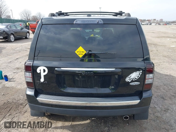 2016 Jeep Patriot High Altitude Edition with VIN 1C4NJRFB7GD789654, listed as a IAAI auction lot 41800088 with 47,739 mi miles. Bid and sale history available at carsss.com. Image 16.