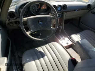 1984 Mercedes-Benz 380 SL with VIN WDBBA45A5EA014653, listed as a Copart auction lot 48423055 with 107,383 mi miles and Clean Title. Bid and sale history available at DreamBid. Image 8.