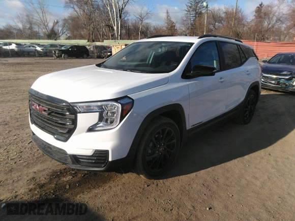 2024 GMC Terrain SLE z VIN 3GKALMEG4RL394079, wystawiony jako IAAI lot #41888389 z przebiegiem 572 mil mil oraz . Historia ofert i sprzedaży dostępna na DreamBid. Obrazek 19.