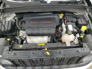 2017 Jeep Renegade Altitude with VIN ZACCJBBB3HPG56235, listed as a Copart auction lot 44231455 with 40,542 mi miles and Clean Title. Bid and sale history available at carsss.com. Image 12.
