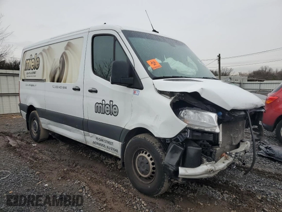 2021 Mercedes-Benz Sprinter Cargo with VIN W1Y4EBHY6MT069607, listed as a Copart auction lot 85553964 with Not Provided miles and Salvage Title. Bid and sale history available at carsss.com. Image 4.