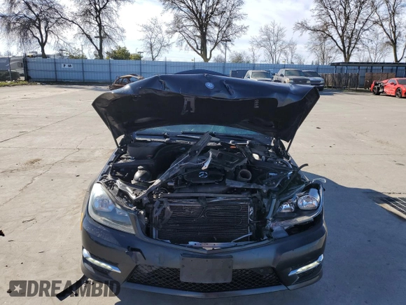 2012 Mercedes-Benz C 250 with VIN WDDGJ4HBXCF850685, listed as a Copart auction lot 47452765 with 136,236 mi miles and Salvage title. Bid and sale history available at DreamBid. Image 5.