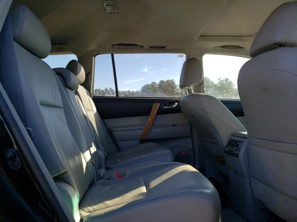 2010 Toyota Highlander Hybrid Limited w/3rd Row with VIN JTEJW3EH3A2041890, listed as a Copart auction lot 48629355 with 182,328 mi miles and Clean Title. Bid and sale history available at carsss.com. Image 11.