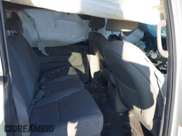 2016 Kia Sedona LX with VIN KNDMB5C11G6188015, listed as a IAAI auction lot 41580251 with 87,888 mi miles. Bid and sale history available at carsss.com. Image 8.