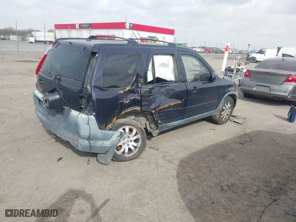 2006 Honda CR-V EX with VIN JHLRD78886C013944, listed as a IAAI auction lot 41814174 with 295,689 mi miles. Bid and sale history available at carsss.com. Image 4.