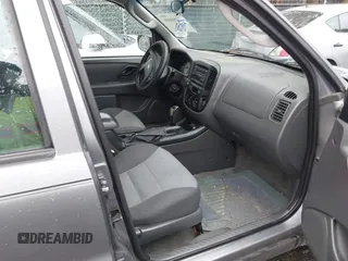 2007 Ford Escape XLS with VIN 1FMYU92Z37KB16651, listed as a IAAI auction lot 41986040 with 119,286 mi miles and . Bid and sale history available at DreamBid. Image 5.