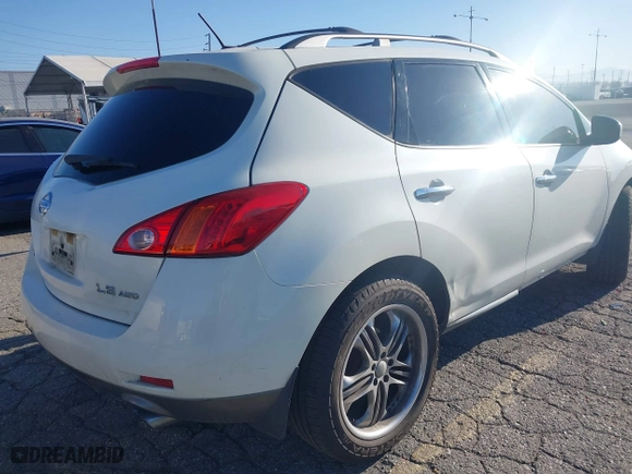 2009 Nissan Murano SL with VIN JN8AZ18WX9W115714, listed as a IAAI auction lot 41879698 with 180,931 mi miles. Bid and sale history available at carsss.com. Image 6.