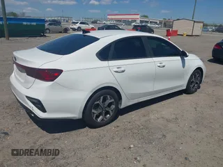 2019 Kia Forte LXS z VIN 3KPF24AD7KE042205, wystawiony jako IAAI lot #41895139 z przebiegiem 98 183 mil mil oraz . Historia ofert i sprzedaży dostępna na DreamBid. Obrazek 4.