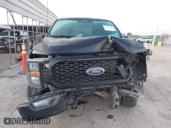 2023 Ford F-150 XL z VIN 1FTEW1CP0PKE36512, wystawiony jako IAAI lot #42260269 z przebiegiem 34 312 mil mil oraz . Historia ofert i sprzedaży dostępna na DreamBid. Obrazek 12.