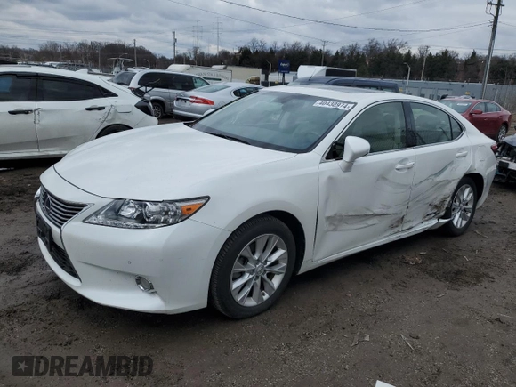 2013 Lexus ES 300h Hybrid with VIN JTHBW1GG9D2021163, listed as a Copart auction lot 40438974 with 69,160 mi miles and Salvage Title. Bid and sale history available at carsss.com. Image 1.