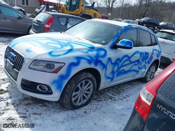 2015 Audi Q5 Premium with VIN WA1CFAFPXFA112288, listed as a IAAI auction lot 41610530 with 85,400 mi miles. Bid and sale history available at carsss.com. Image 2.