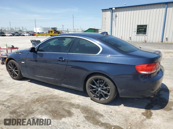 2008 BMW 3 Series 328xi z VIN WBAWC33558PD08407, wystawiony jako Copart lot #54255975 z przebiegiem 158 970 mil mil oraz Szkoda całkowita • Salvage title. Historia ofert i sprzedaży dostępna na DreamBid. Obrazek 2.