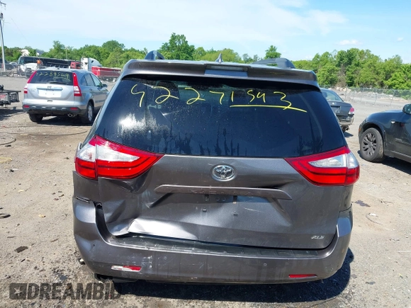 2018 Toyota Sienna XLE Auto Access Seat with VIN 5TDYZ3DC9JS921680, listed as a IAAI auction lot 42271593 with 141,417 mi miles and . Bid and sale history available at DreamBid. Image 16.