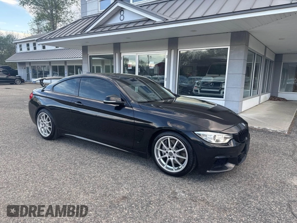2014 BMW 4 Series 435i xDrive with VIN WBA3R5C50EF784642, listed as a IAAI auction lot 42238764 with 80,550 mi miles and . Bid and sale history available at carsss.com. Image 1.