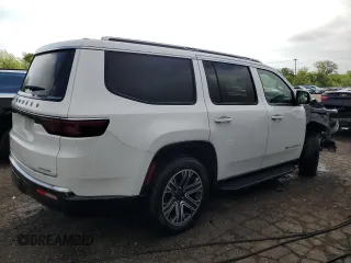 2024 Jeep Wagoneer Series II z VIN 1C4SJUBPXRS172108, wystawiony jako Copart lot #57141555 z przebiegiem 35 781 mil mil oraz Czysty tytuł • Clean title. Historia ofert i sprzedaży dostępna na DreamBid. Obrazek 3.