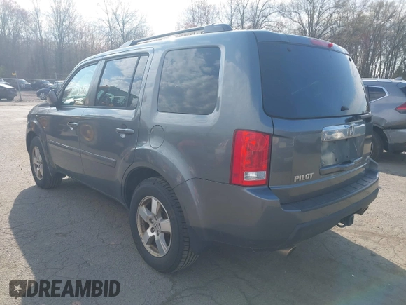 2011 Honda Pilot EX-L with VIN 5FNYF4H57BB107110, listed as a IAAI auction lot 42121356 with 300,169 mi miles and . Bid and sale history available at carsss.com. Image 3.