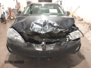 2006 Pontiac Grand Prix z VIN 2G2WP552861212532, wystawiony jako IAAI lot #42212046 z przebiegiem 171 326 mil mil oraz . Historia ofert i sprzedaży dostępna na DreamBid. Obrazek 6.