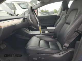 2021 Tesla Model 3 Long Range z VIN 5YJ3E1EB3MF924468, wystawiony jako Copart lot #55046745 z przebiegiem 29 446 mil mil oraz Szkoda całkowita • Salvage title. Historia ofert i sprzedaży dostępna na DreamBid. Obrazek 7.