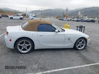 2007 BMW Z4 3.0si with VIN 4USBU53597LX02452, listed as a IAAI auction lot 41788102 with 196,971 mi miles and . Bid and sale history available at DreamBid. Image 13.