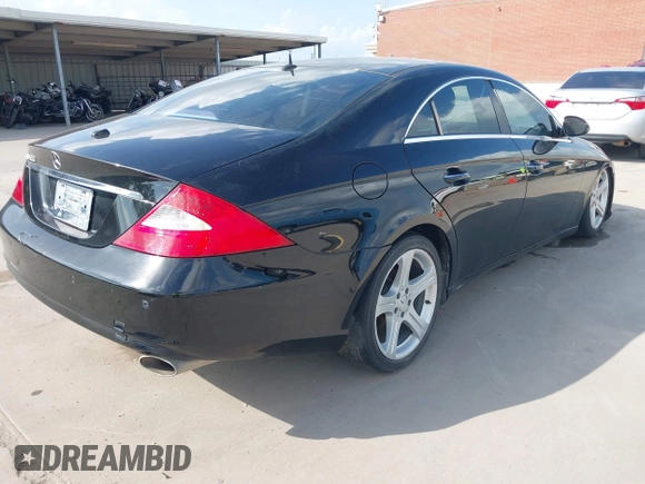 2006 Mercedes-Benz CLS 500 with VIN WDDDJ75X76A035513, listed as a IAAI auction lot 42426134 with Not provided miles and . Bid and sale history available at DreamBid. Image 4.