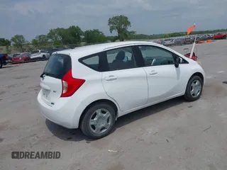 2015 Nissan Note SV with VIN 3N1CE2CPXFL402741, listed as a IAAI auction lot 42488550 with 157,733 mi miles and . Bid and sale history available at DreamBid. Image 4.