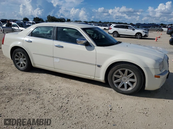 2006 Chrysler 300 C with VIN 2C3KA63H86H514875, listed as a Copart auction lot 73842884 with 0 mi miles and Salvage Title. Bid and sale history available at carsss.com. Image 4.