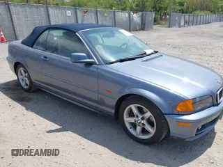2003 BMW 3 Series 325Ci with VIN WBABS33473PG89372, listed as a IAAI auction lot 42173043 with 129,953 mi miles and . Bid and sale history available at DreamBid. Image 1.