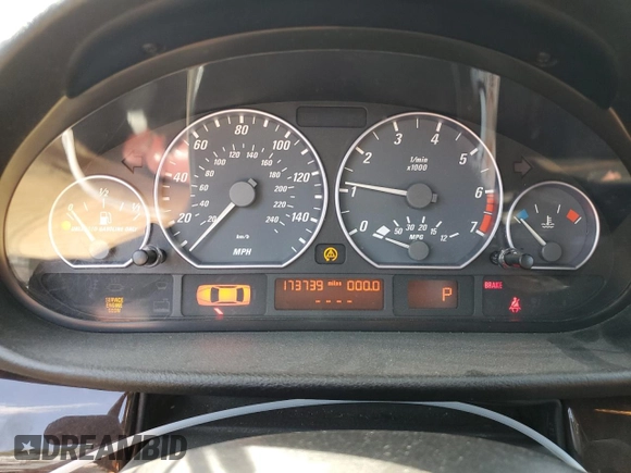 2001 BMW 3 Series 330Ci with VIN WBABS53401JU83660, listed as a Copart auction lot 65535014 with 173,739 mi miles and Salvage Title. Bid and sale history available at carsss.com. Image 9.