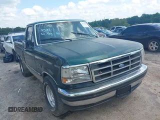 1993 Ford F-150 z VIN 1FTDF15N2PNA61180, wystawiony jako IAAI lot #42704533 z przebiegiem Nie podano mil oraz . Historia ofert i sprzedaży dostępna na DreamBid. Obrazek 1.