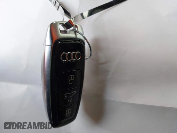 2021 Audi Q8 Premium Plus with VIN WA1EVAF1XMD033688, listed as a IAAI auction lot 42153256 with 41,701 mi miles and . Bid and sale history available at DreamBid. Image 11.