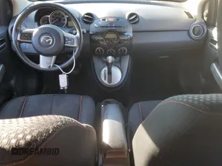2014 Mazda 2 Touring z VIN JM1DE1LZ7E0179941, wystawiony jako Copart lot #86748264 z przebiegiem 155 816 mil mil oraz Szkoda całkowita • Salvage title. Historia ofert i sprzedaży dostępna na DreamBid. Obrazek 8.