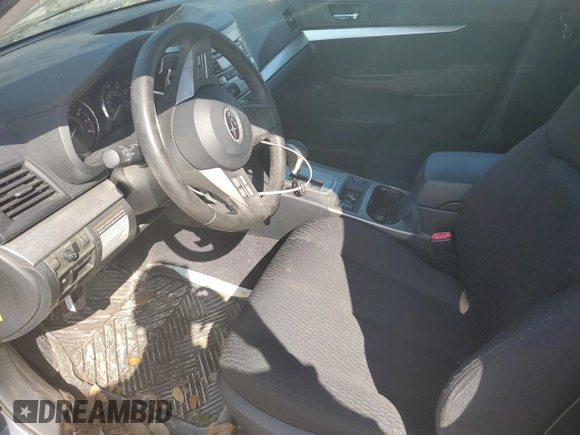 2010 Subaru Outback Premium All-Weather Anniversary z VIN 4S4BRBGCXA3343436, wystawiony jako Copart lot #55884994 z przebiegiem Nie podano mil oraz Szkoda całkowita • Salvage title. Historia ofert i sprzedaży dostępna na DreamBid. Obrazek 7.