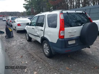 2005 Honda CR-V EX with VIN SHSRD78895U319168, listed as a IAAI auction lot 38894224 with 113,330 mi miles. Bid and sale history available at carsss.com. Image 3.