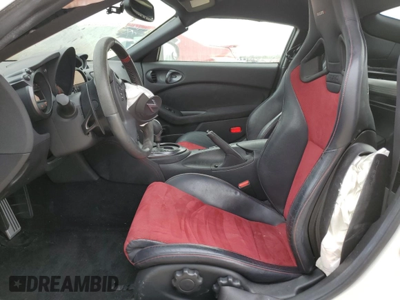 2016 Nissan 370Z Sport z VIN JN1AZ4EH4GM931560, wystawiony jako Copart lot #88990035 z przebiegiem Nie podano mil oraz Czysty tytuł • Clean title. Historia ofert i sprzedaży dostępna na DreamBid. Obrazek 7.