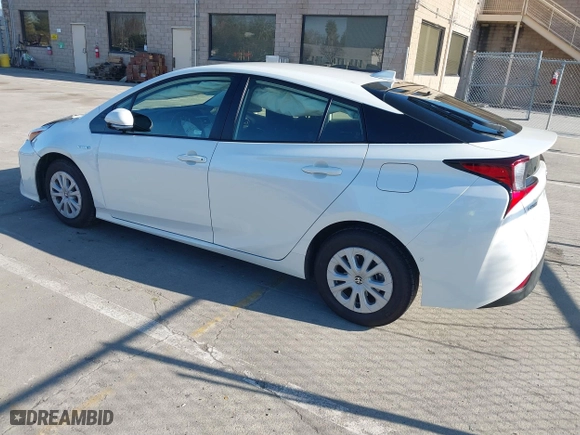2019 Toyota Prius L Eco with VIN JTDKARFU5K3074181, listed as a IAAI auction lot 41676229 with 28,164 mi miles. Bid and sale history available at carsss.com. Image 3.