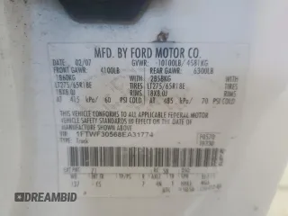 2008 Ford F-350 z VIN 1FTWF30568EA31774, wystawiony jako Copart lot #48388665 z przebiegiem 327 751 mil mil oraz Szkoda całkowita • Salvage title. Historia ofert i sprzedaży dostępna na DreamBid. Obrazek 12.