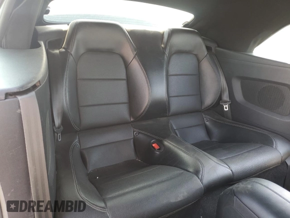 2020 Ford Mustang EcoBoost с VIN 1FATP8UH0L5125312, выставлен на аукционе Copart как лот 62138135 с пробегом 74 045 миль миль и Списание • Salvage title. История ставок и продаж доступна на DreamBid. Изображение 10.