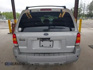 2005 Ford Escape Limited с VIN 1FMYU94155KB03842, выставлен на аукционе IAAI как лот 42119786 с пробегом 169 219 миль миль и . История ставок и продаж доступна на DreamBid. Изображение 16.
