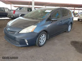 2013 Toyota Prius v Two with VIN JTDZN3EU8D3190303, listed as a IAAI auction lot 41927376 with 210,657 mi miles. Bid and sale history available at carsss.com. Image 17.
