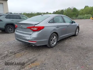 2016 Hyundai Sonata SE with VIN 5NPE24AF0GH417514, listed as a IAAI auction lot 41969054 with 128,639 mi miles and . Bid and sale history available at carsss.com. Image 4.