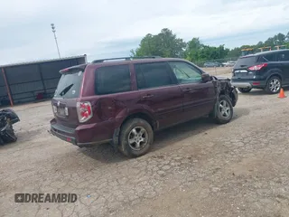 2008 Honda Pilot EX-L with VIN 5FNYF28518B022146, listed as a IAAI auction lot 42167326 with 201,324 mi miles and . Bid and sale history available at DreamBid. Image 4.
