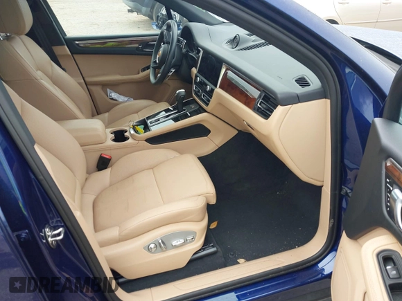 2023 Porsche Macan with VIN WP1AA2A5XPLB06079, listed as a IAAI auction lot 41399589 with 4,287 mi miles. Bid and sale history available at carsss.com. Image 5.