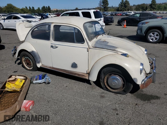 1967 Volkswagen Beetle with VIN 117164209, listed as a Copart auction lot 61490405 with 47,538 mi miles and Clean title. Bid and sale history available at DreamBid. Image 4.