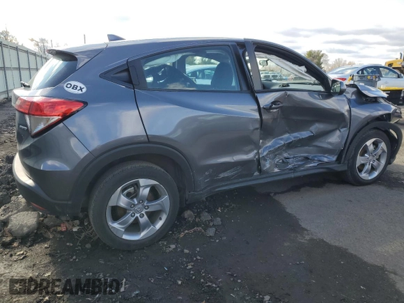 2021 Honda HR-V LX with VIN 3CZRU6H35MM746843, listed as a Copart auction lot 47437435 with 30,652 mi miles and Salvage Title. Bid and sale history available at carsss.com. Image 3.