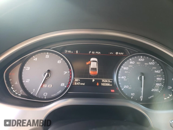 2017 Audi S8 z VIN WUAJ5AFD6HN900019, wystawiony jako Copart lot #61722034 z przebiegiem 103 356 mil mil oraz Szkoda całkowita • Salvage title. Historia ofert i sprzedaży dostępna na DreamBid. Obrazek 9.